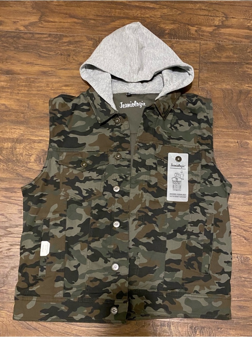 Jeaniebogie Camo Sleeveless Hooded Jacket - Green Camo with Gray Hood